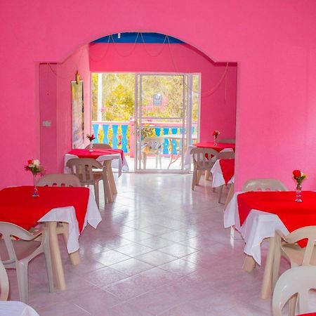 Fresh Water Bay Hotel El Encanto מראה חיצוני תמונה